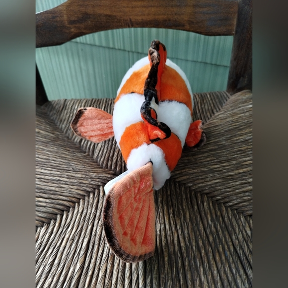 โDisney Parks Finding Nemo 9" Plush Stuffed Animal Orange Clown Fish - Picture 8 of 13